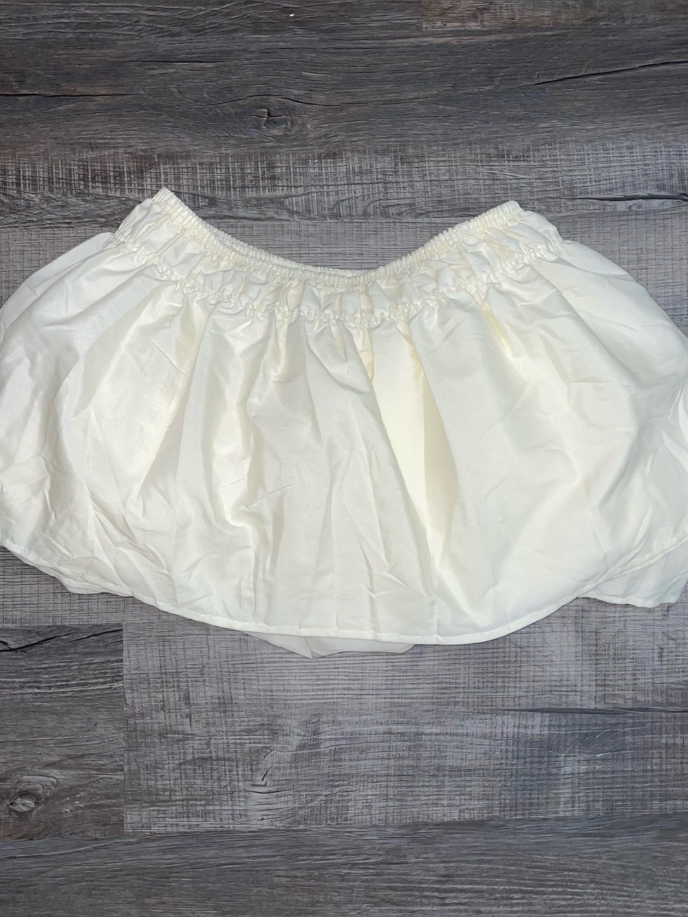 Queen/King Bedskirt Palest Yellow Adjustable Ruffled